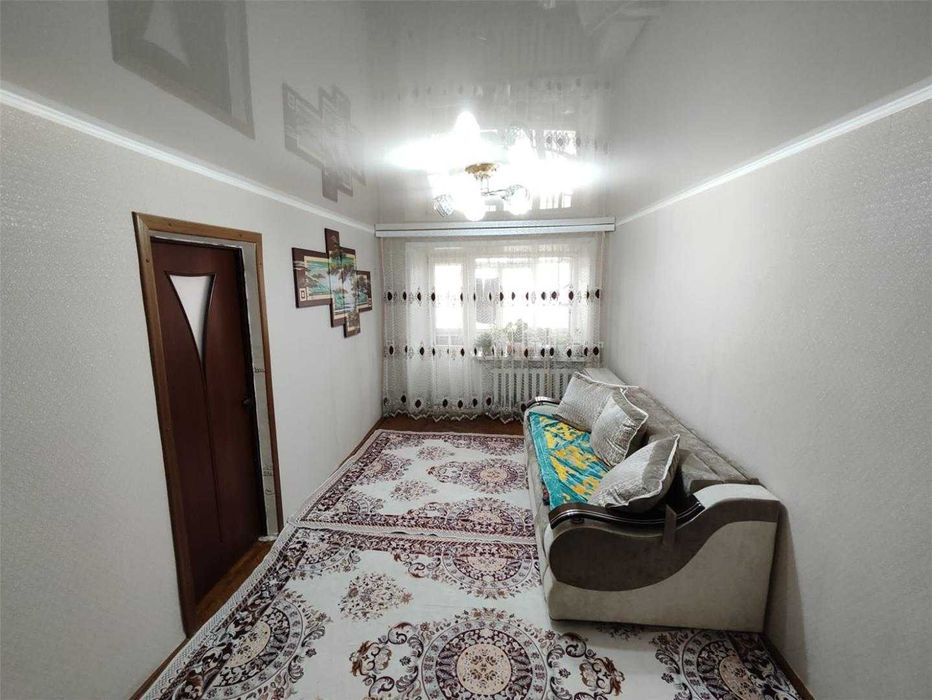 S  Продам 3- ком на Востоке 4/4 этаж, не угловая