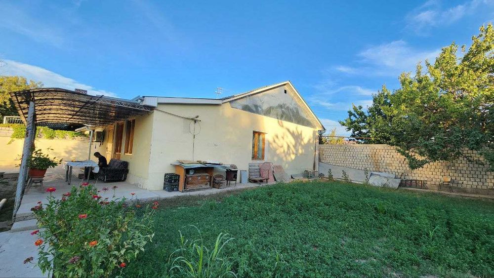 Продаётся уютный одноэтажный дом в Кибрайском районе!