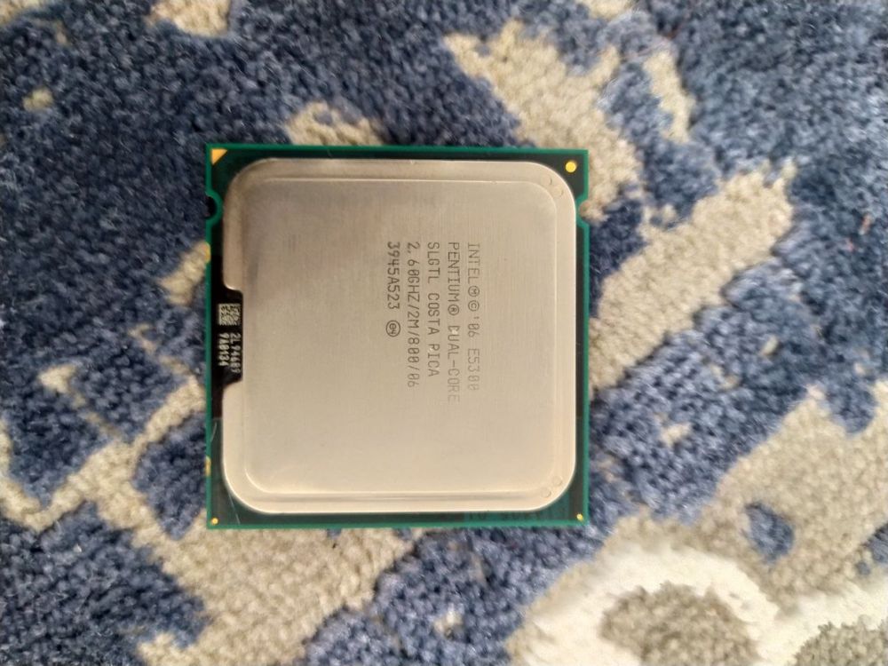 Продаю процессор Intel Pentium Dual Core E5300