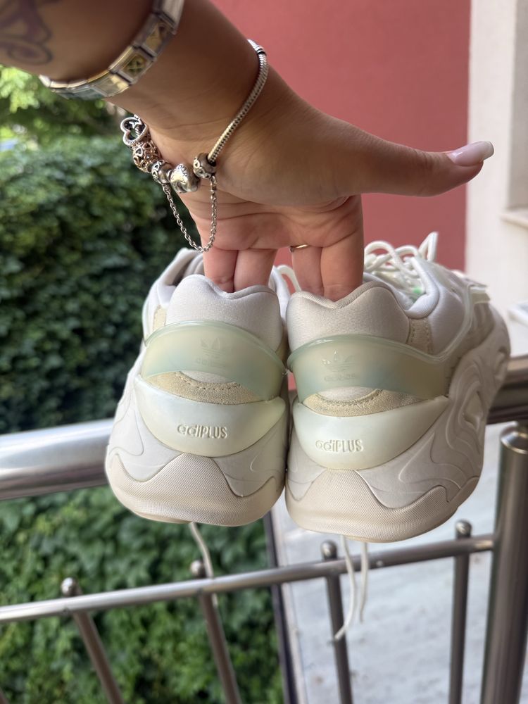 PROMO: Маратонки Converse, Adidas