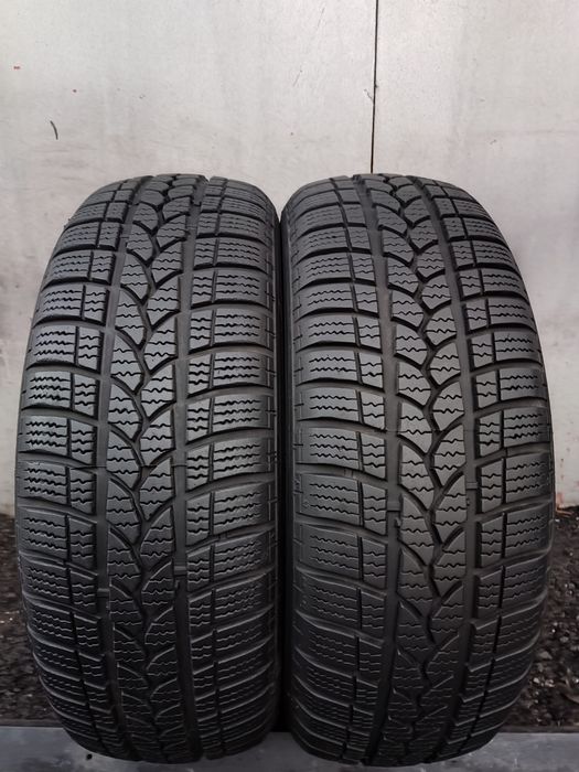2бр зимни гуми 185/60/15 Kormoran Snowpro
6.99mm
dot21
Много добро със