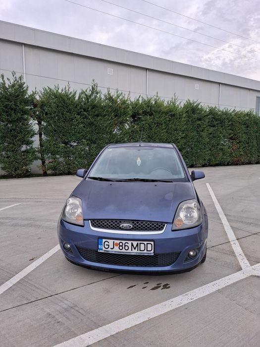 Vând Ford Fiesta an 2006