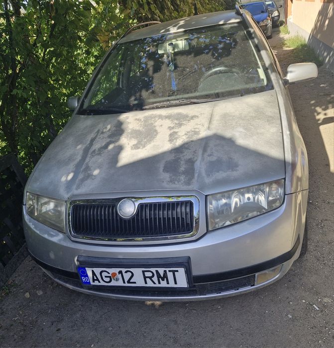 Vând skoda fabia