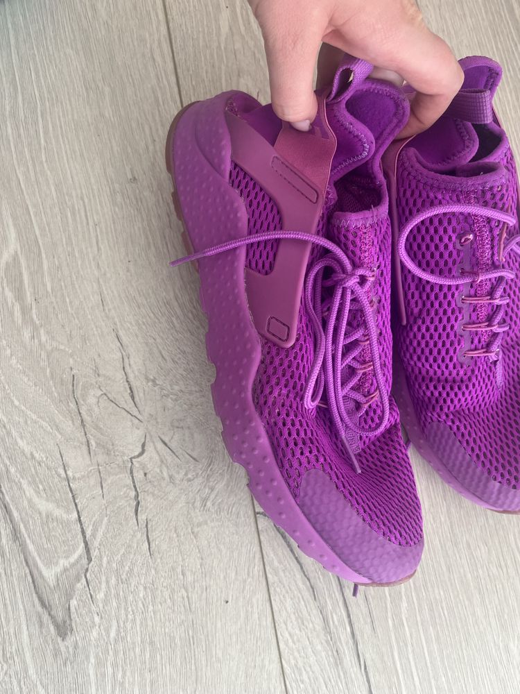 Nike Huarache Run 42