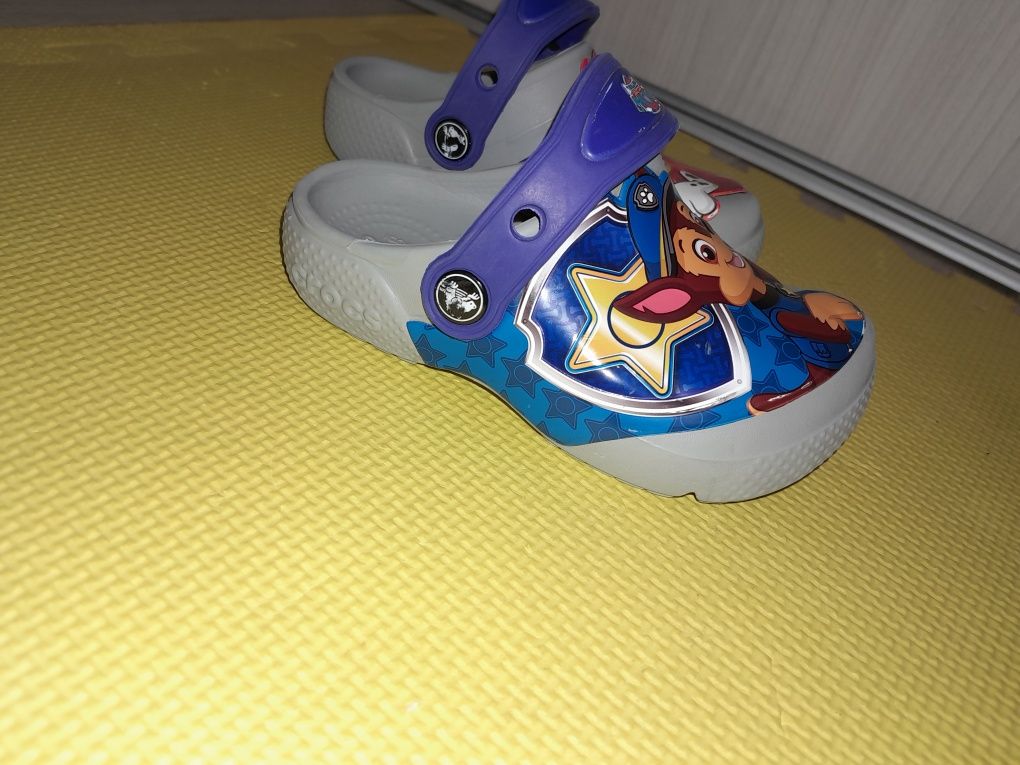 Детски чехли crocs c8 и c9