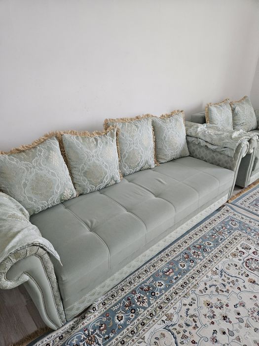Продам 2 дивана комплект