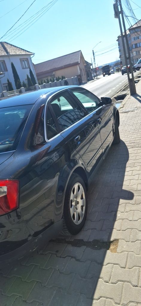 Vând Audi A4 b6 1.9 tdi 2004