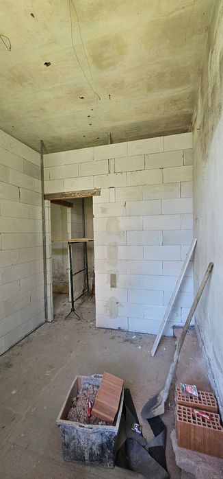 Servicii zidărie, tencuieli, placări beton și polistiren