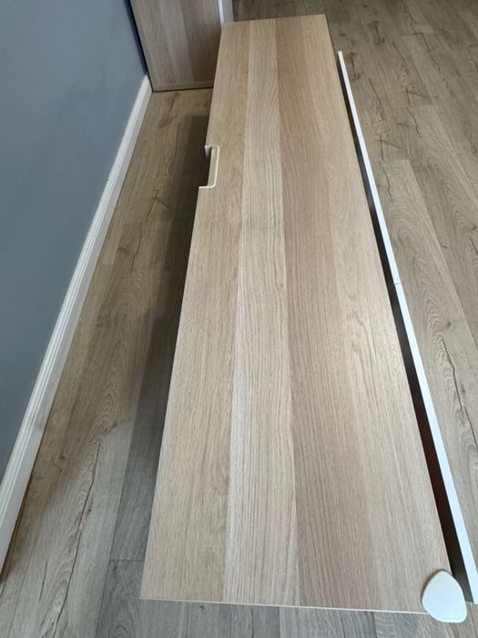 Vand comoda TV Besta (IKEA)