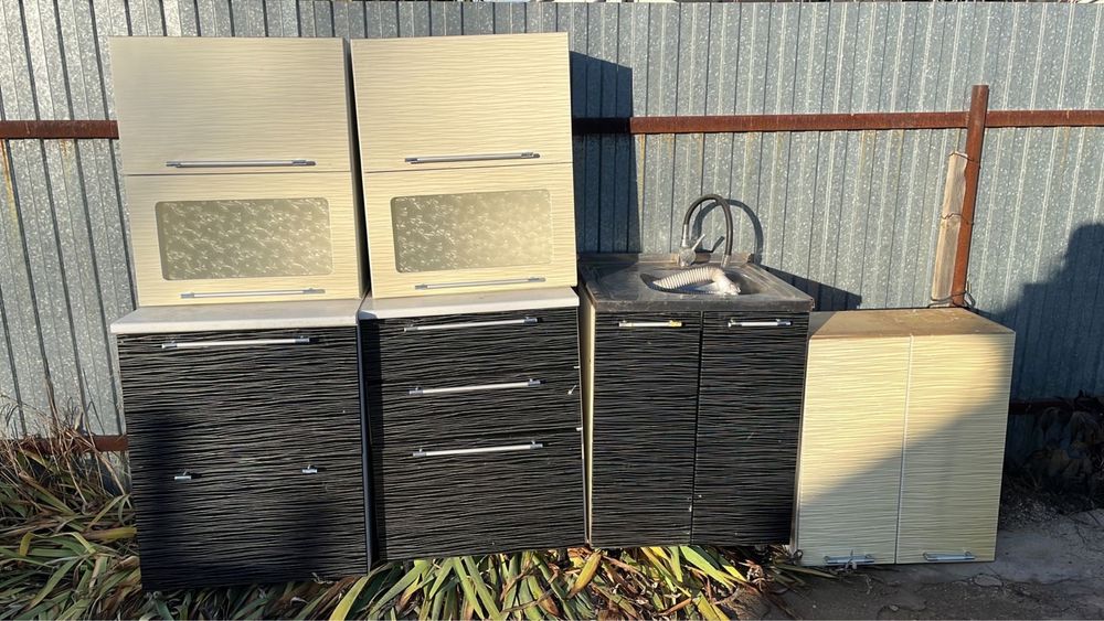 Продам кухонный