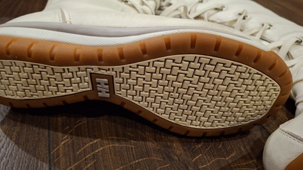 Helly Hansen дамски зимни ботуши, апрески естествена кожа