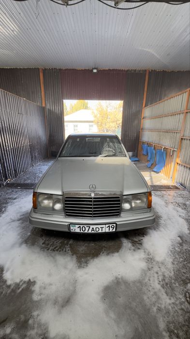 Мерседес бенз е230