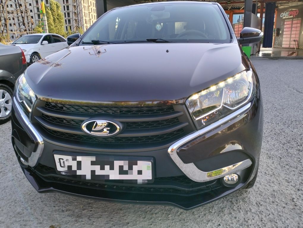 Продам lada x-ray