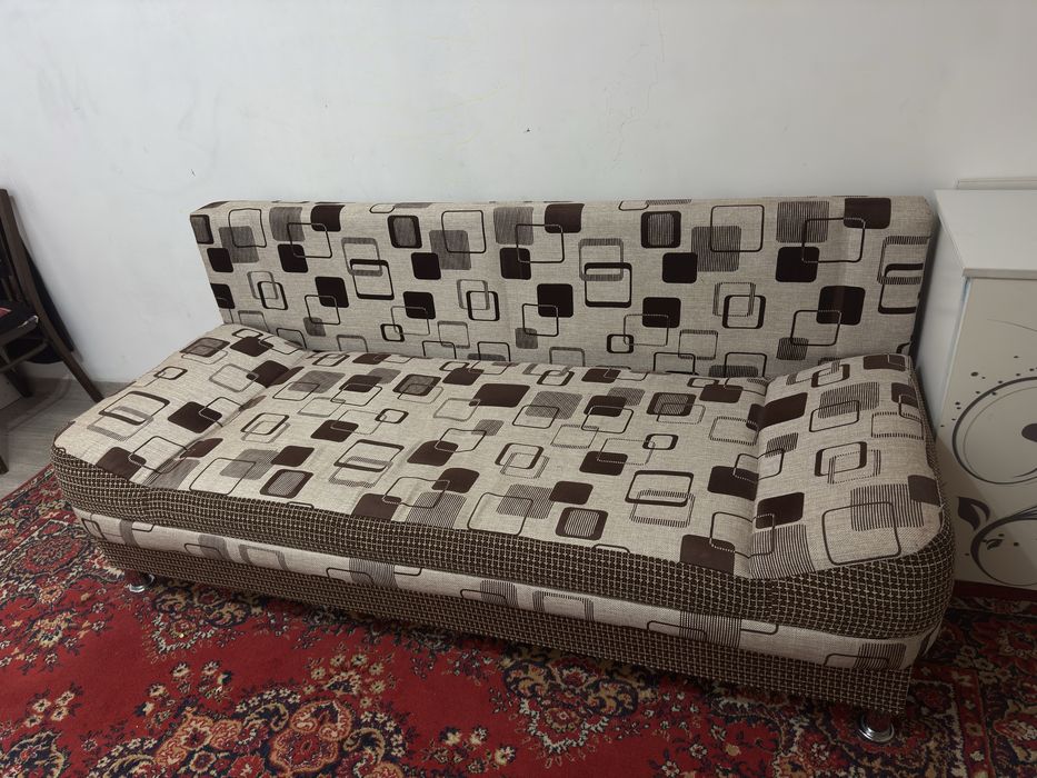 продам диван в идеальном состоянии