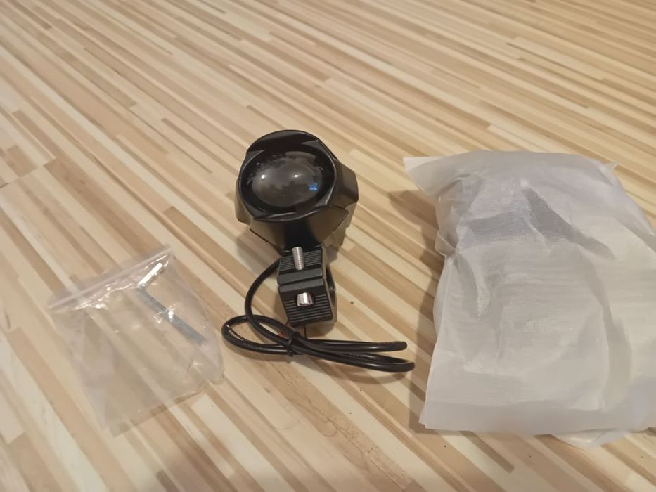 Proiectoare moto LED