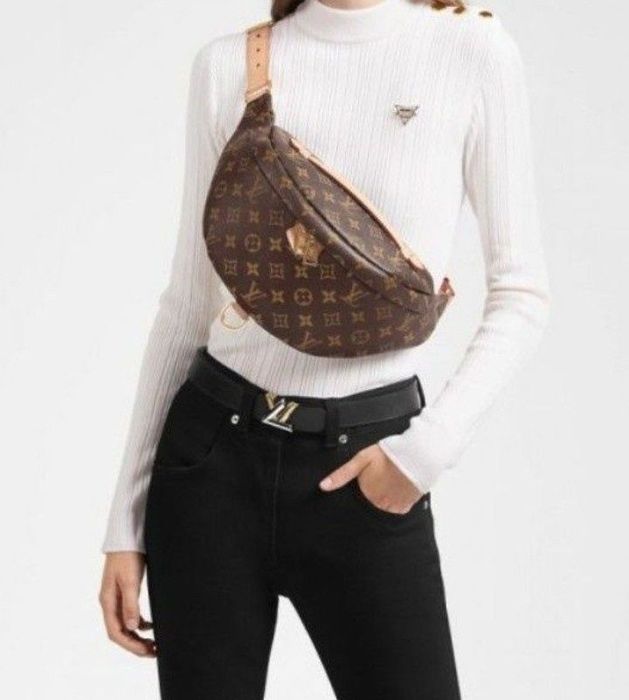 Borseta unisex LV,curea reglabila, saculet, etichetă