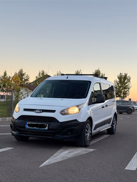 Vand/Schimb Ford Transit Connect 1.6 Tdci fab 2015 model Maxi 5500€