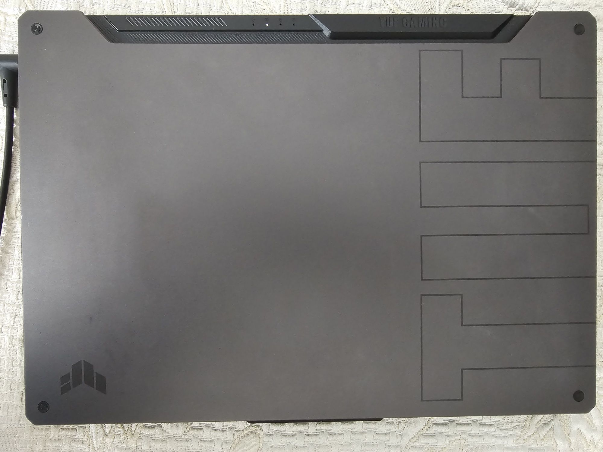 Геймърски лаптоп Asus TUF GAMING F15