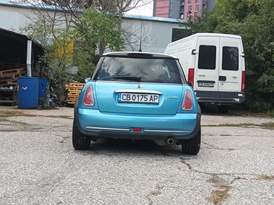 Продавам Mini Cooper
