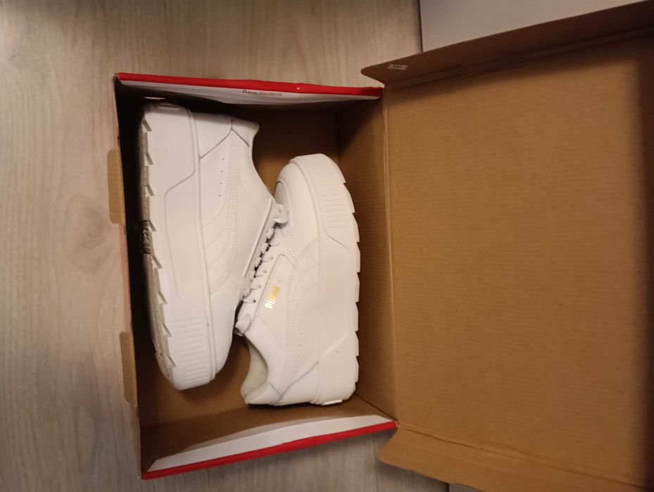 Pantofi sport marca Puma