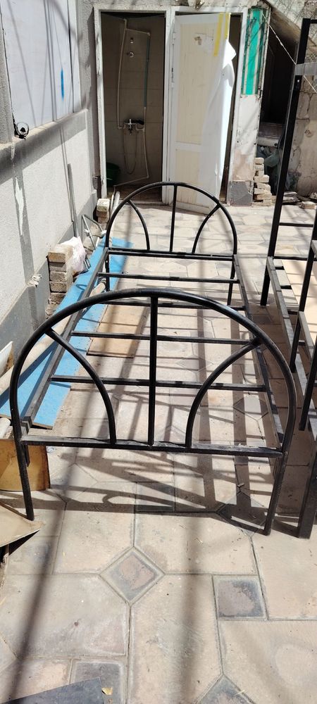 Продам 3 кровати железные новые комплекты