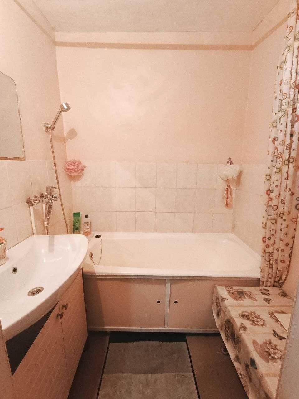 Продается 2 ком. квартира, район Дом Печати