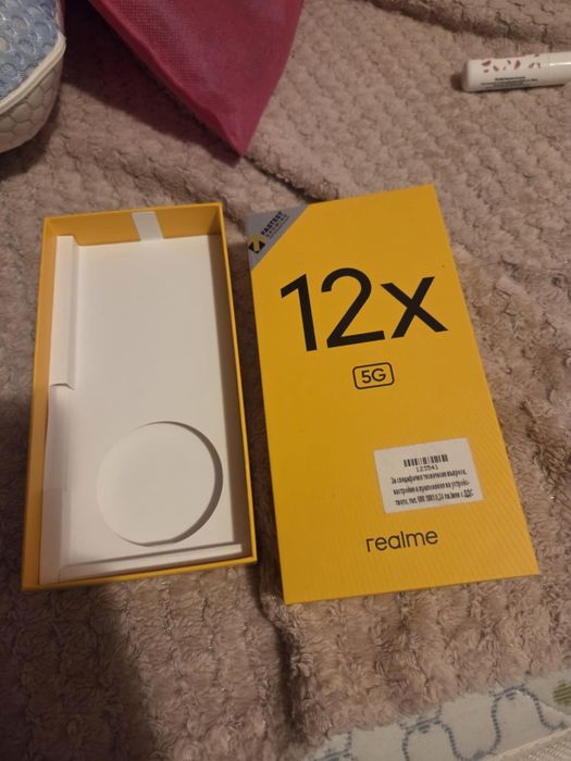 Смартфон Realme 12x 5g