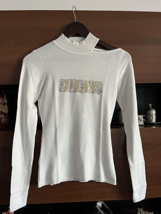 Нова с етикет блуза/финно пуловерче Guess