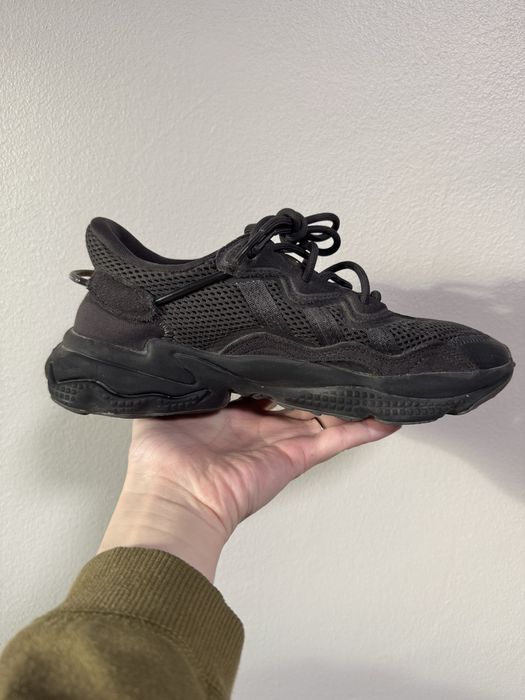 Adidas ozweego ,размер 37.5,тъмно сиви/черни