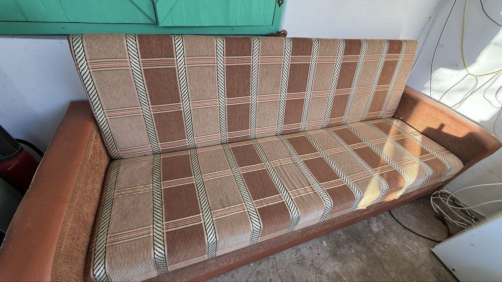 Canapea expensibila in stare buna