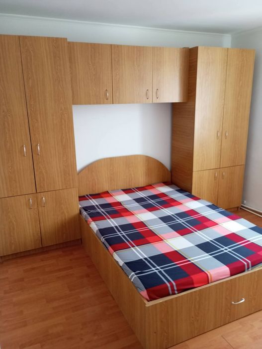 Apartament cu două camere  de închiriat