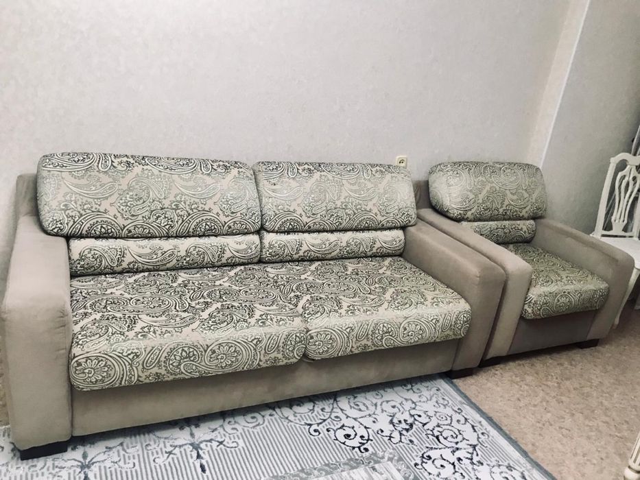 Диван с креслом в гостиную, спальню