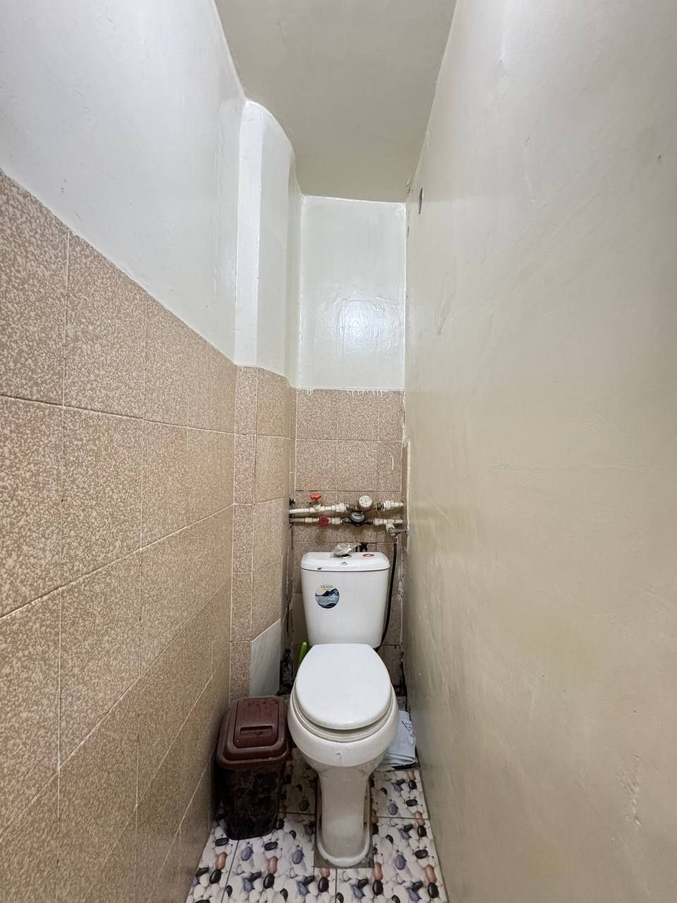 Chinor tomonda 3-xonali sotiladi. 34500$
