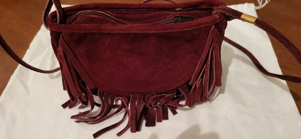 Вишнева чанта естествен велур