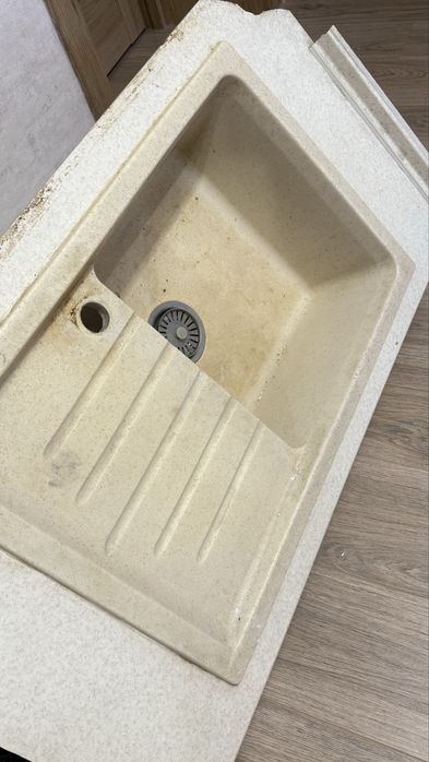 каменная мойка.