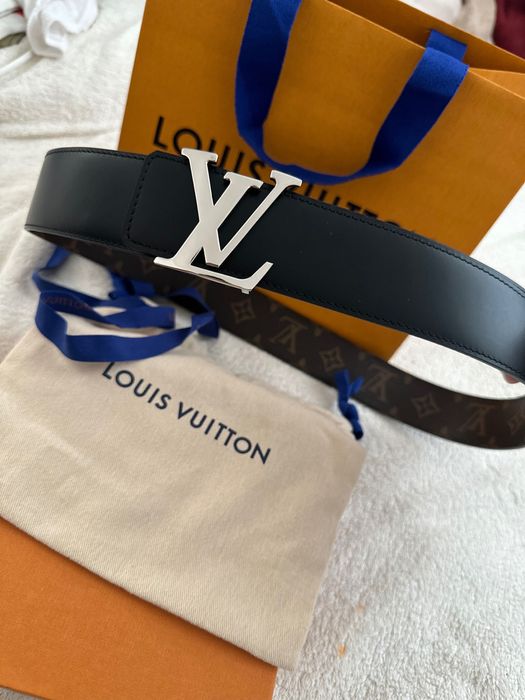 Curea 100% originala Louis Vuitton Initiales 40mm Reversible M9821