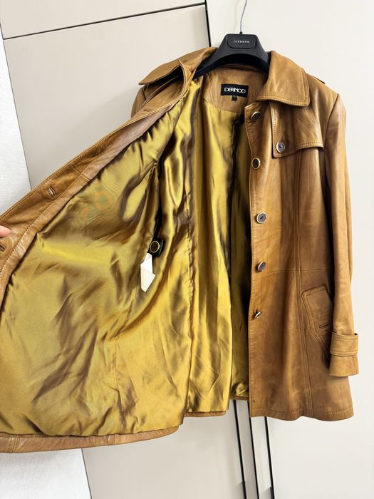 Продам кожаную куртку!!