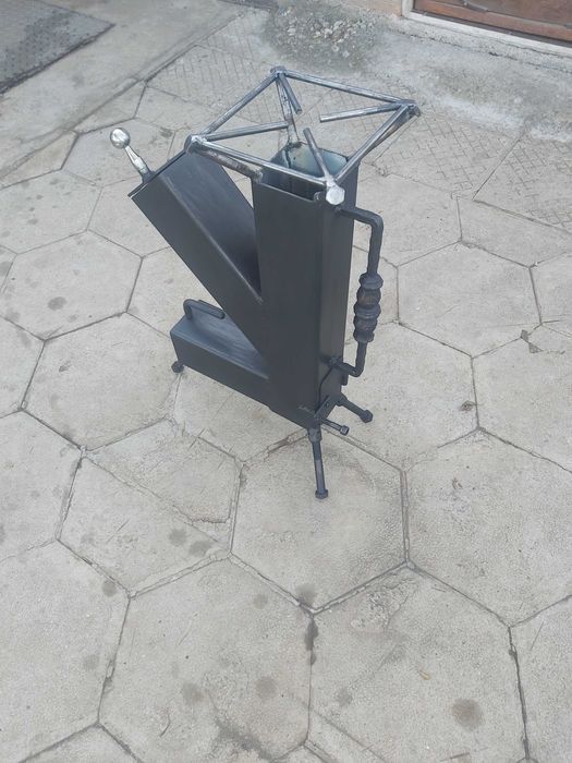 Ракетна печка за ползване на открито