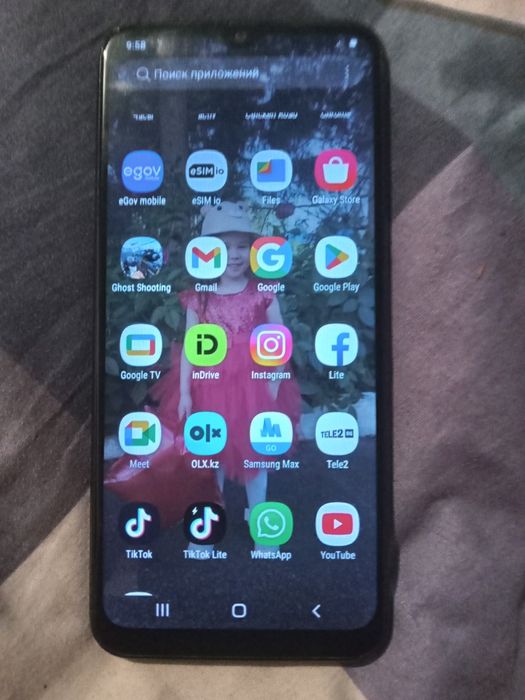 Продам телефон рабочий не дорого