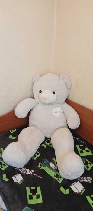 Продавам голям мечок