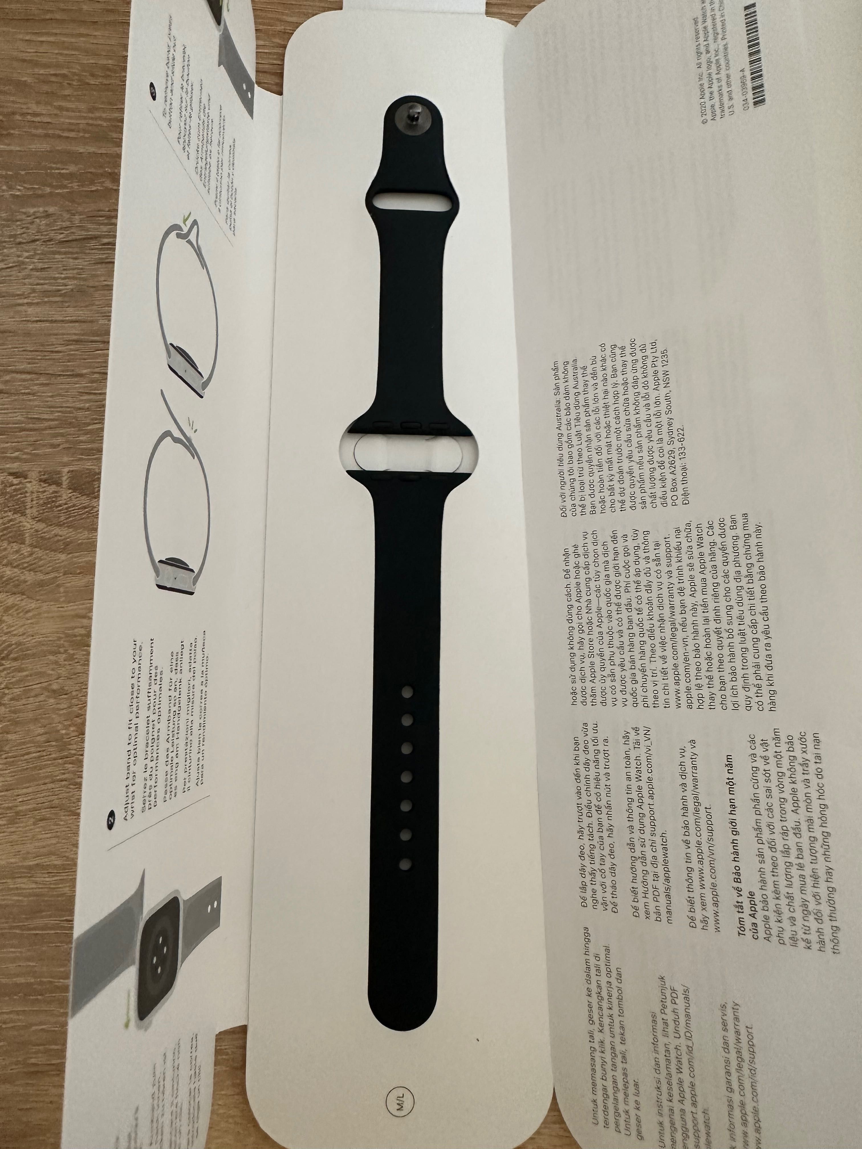 Каишка за Apple Watch от Apple - 41mm Midnight Sport Band