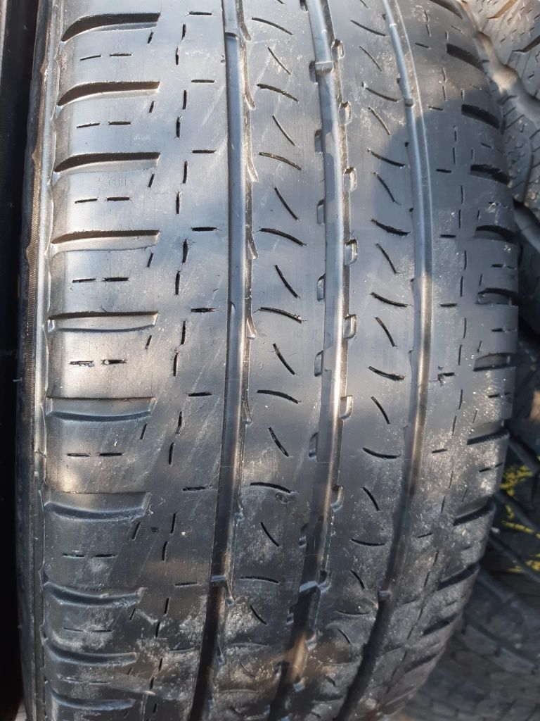 2 anvelope 225/70r15c marca BFGOODRICH 2020, preț 500 lei ambele