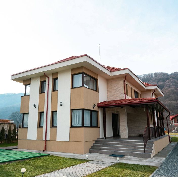 Pensiune de inchiriat