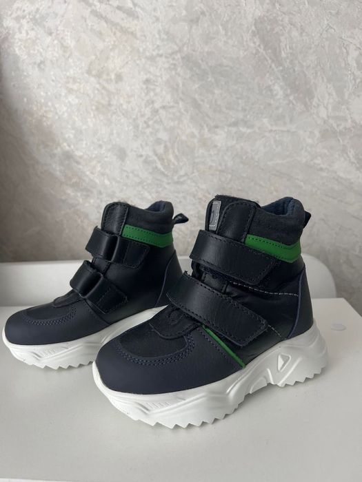 Зимние детские ботинки на липучках, 25 размер.