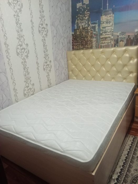 Кровать двухспальная