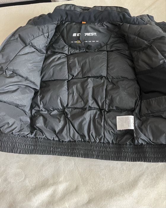 Детско дебело яке 134 размер Everest