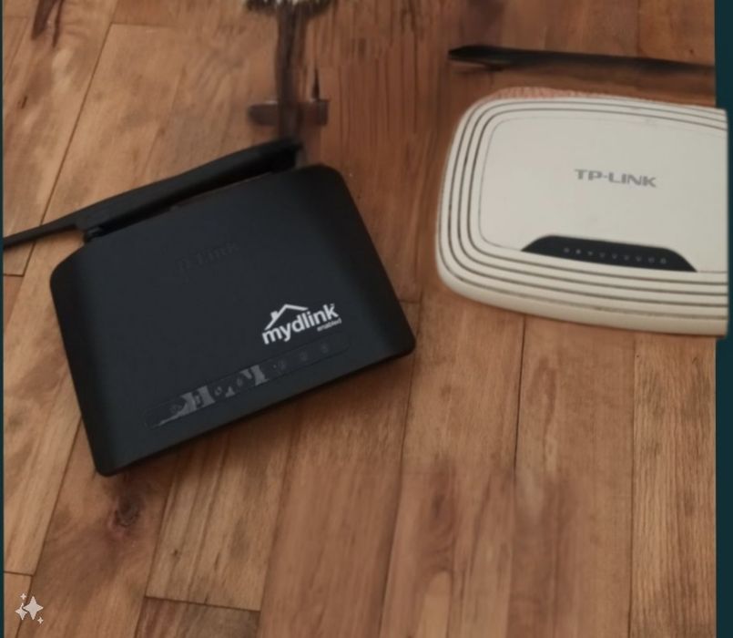 Vand routere wi-fi stoc 2 bucati
