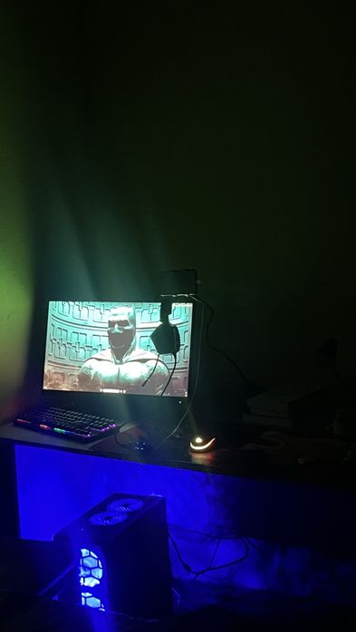 PC + setup ul intreg.