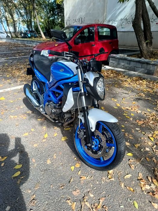 Vand URGENT : Suzuki SFV 650 Gladius