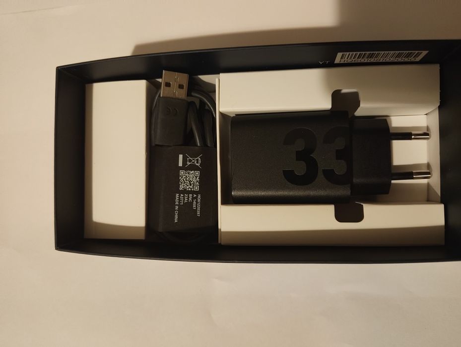 Телефон Motorola G72